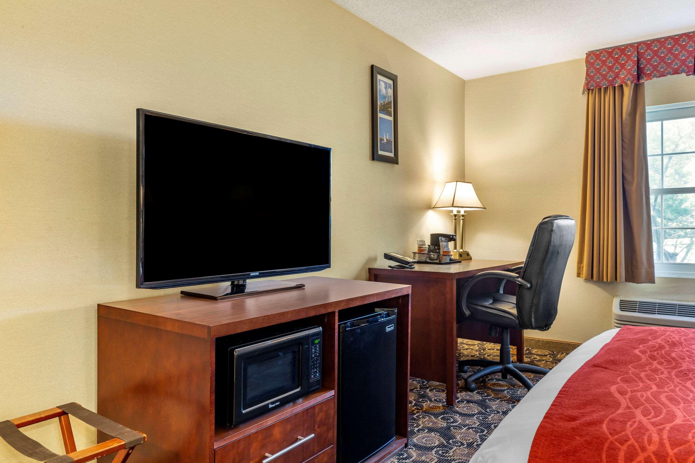 Comfort Inn Rockland - Boston Bagian luar foto