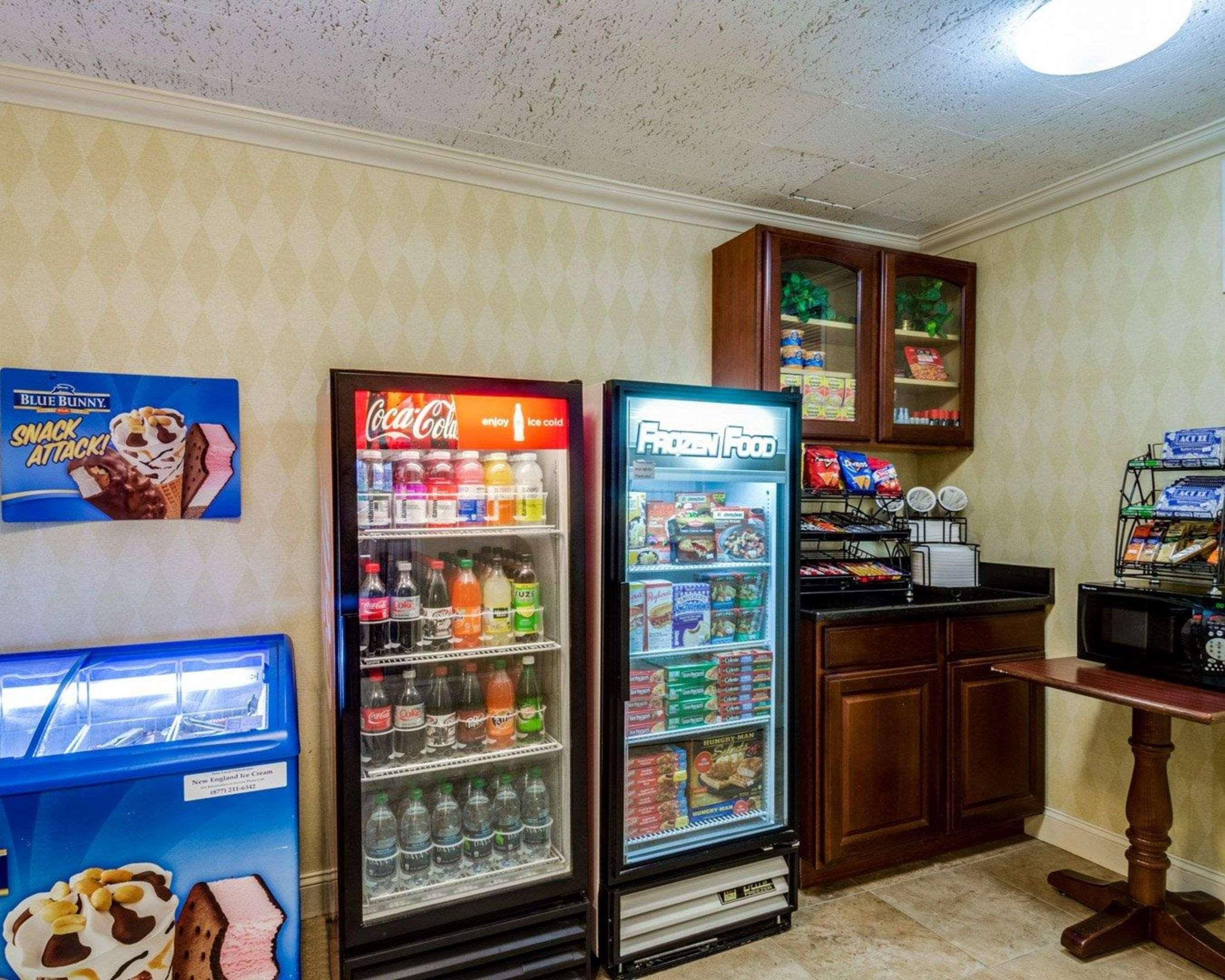 Comfort Inn Rockland - Boston Bagian luar foto